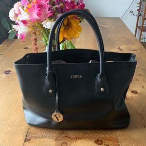 Furla Tote Medium